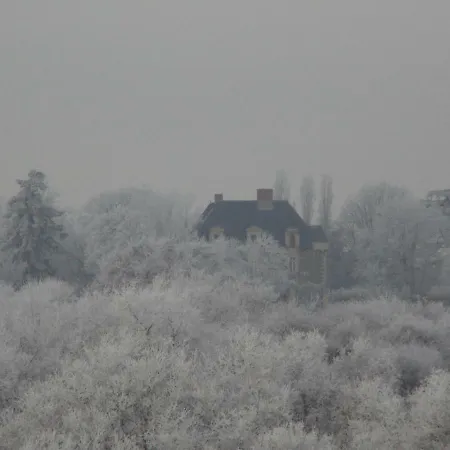 Chateau De La Fresnaye * Saint-Aubin-de-Luigné